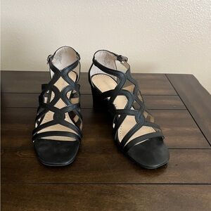 Women’s Adrienne Vittadini Abelina Black Heels - Size 8.5M